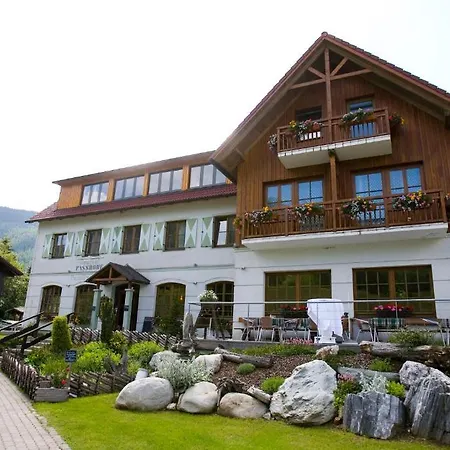 Passhohe Hotel